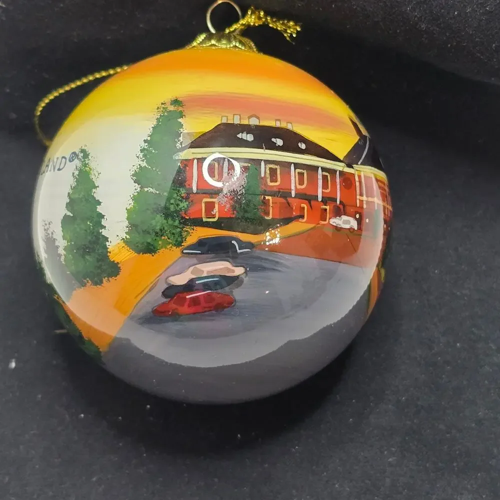 Gaylord Opryland Nashville Inside Hand Painted Glass Ornament 3” Boxed 2000s